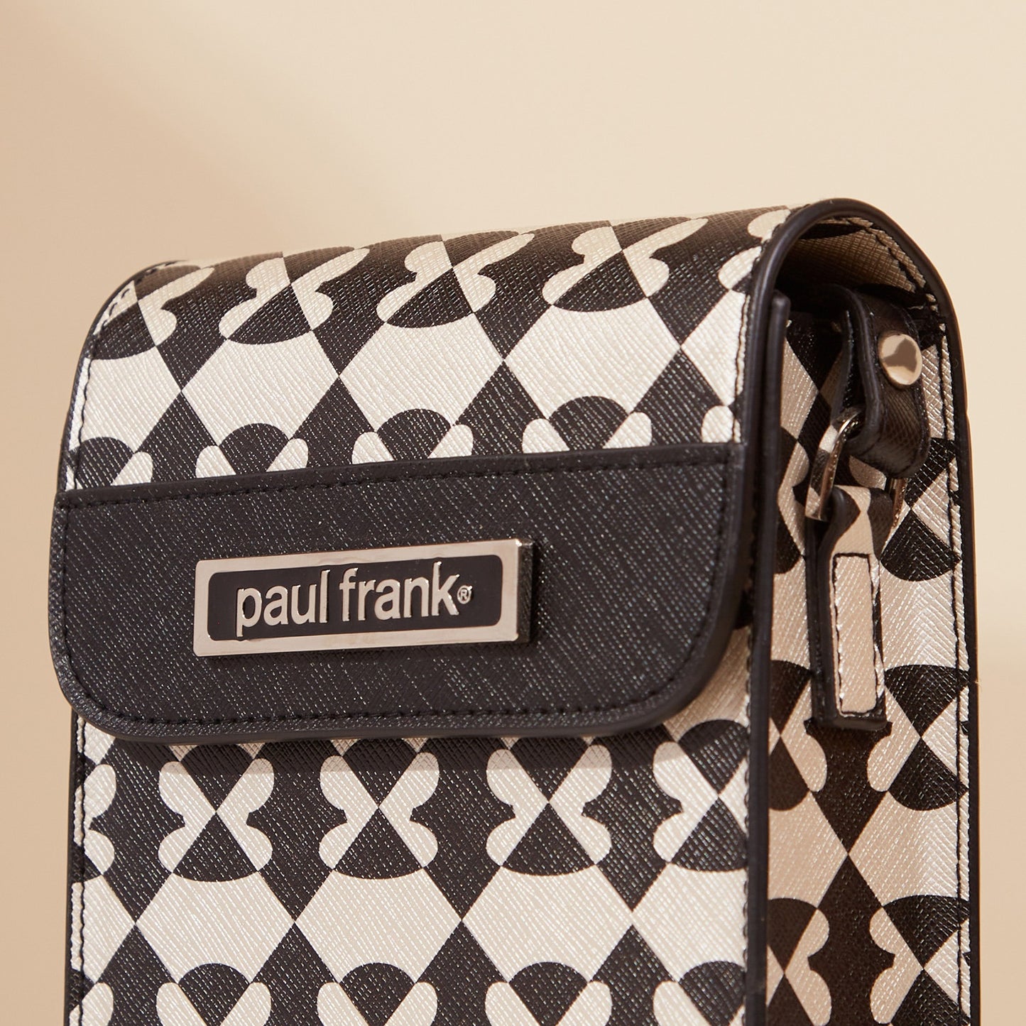 Paul Frank Womens Blackandwhite Graphic Crossbody Nyla Thailand