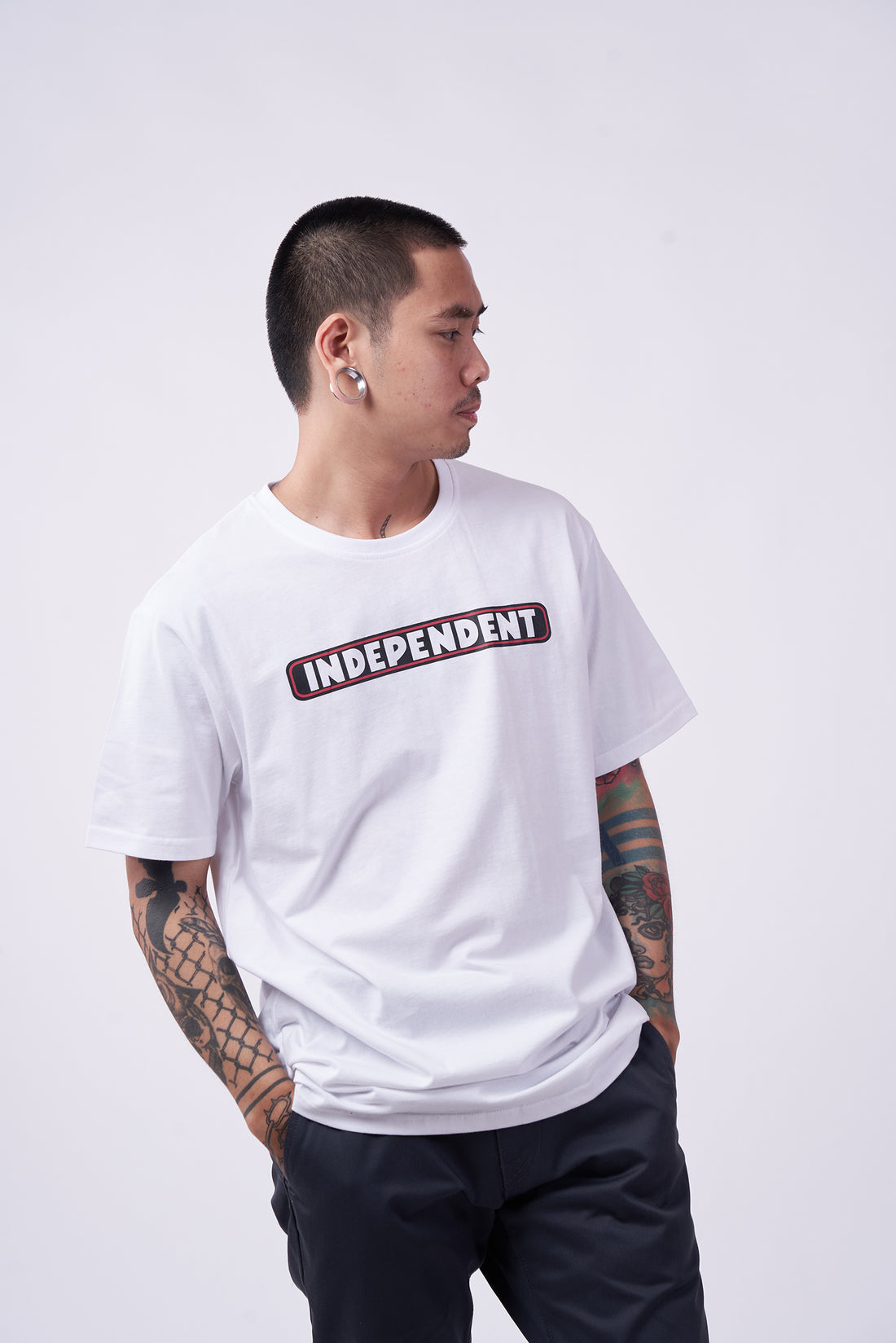 INDEPENDENT TEESHIRT BAR LOGO MENS